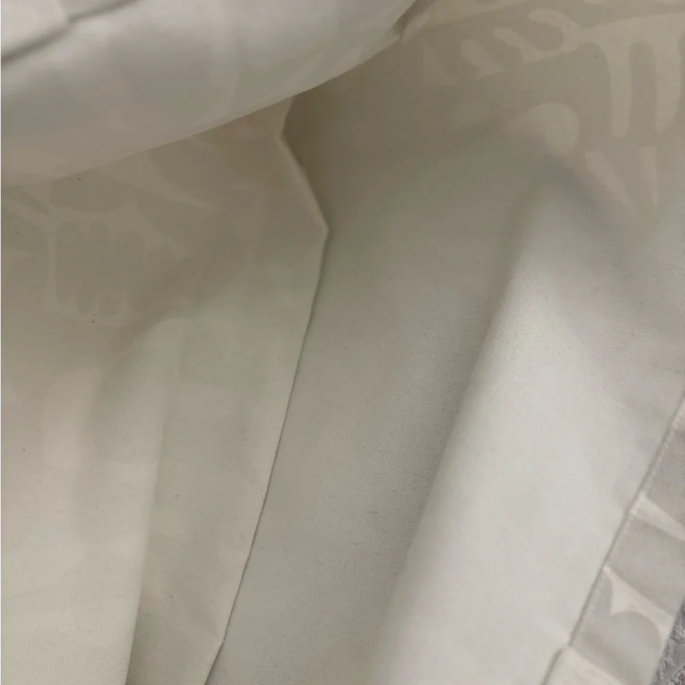 Vuori Cream White Patterned Tote Bag